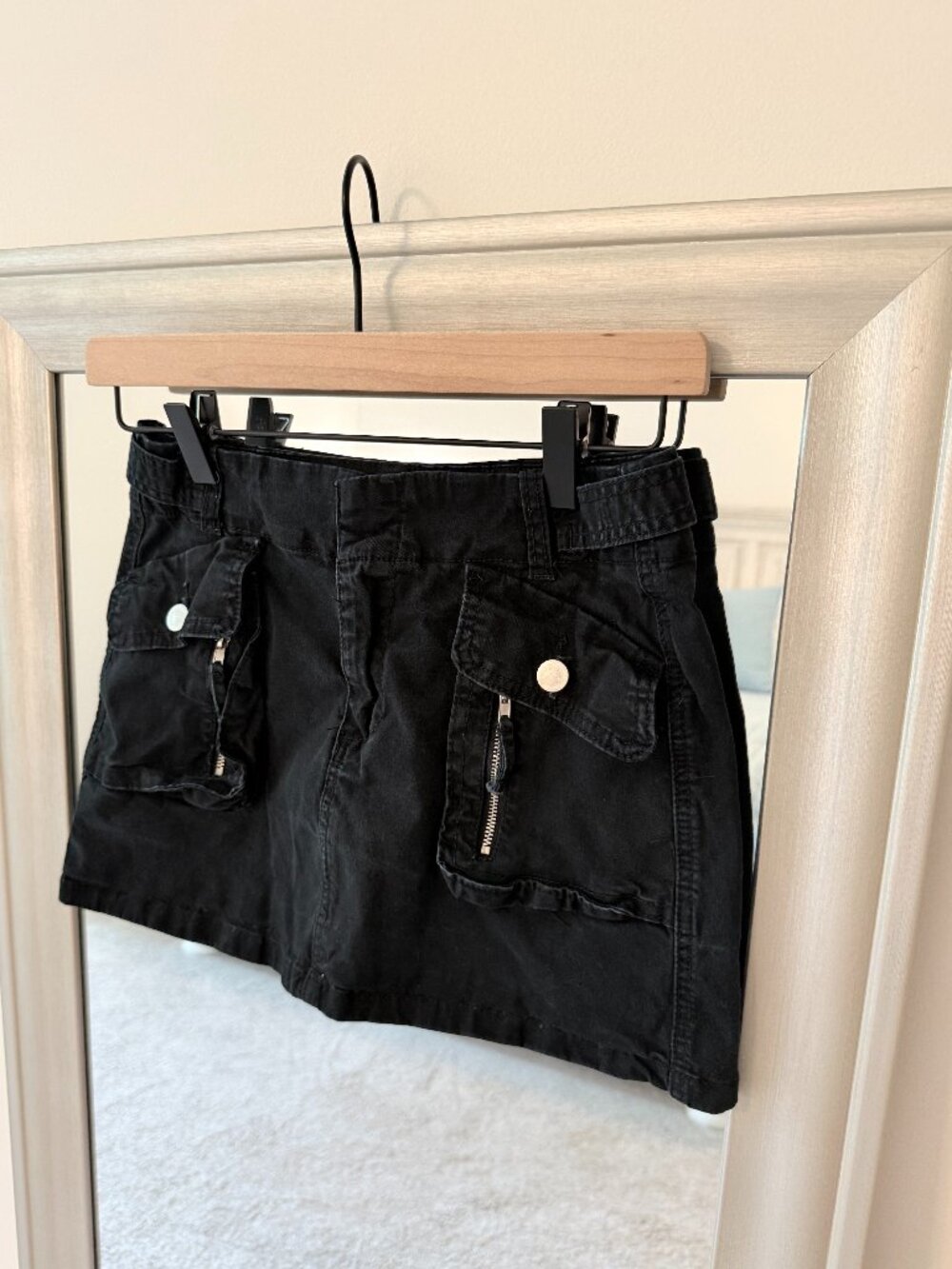 Forever 21 Women's Black Denim Mini Skirt Size M
